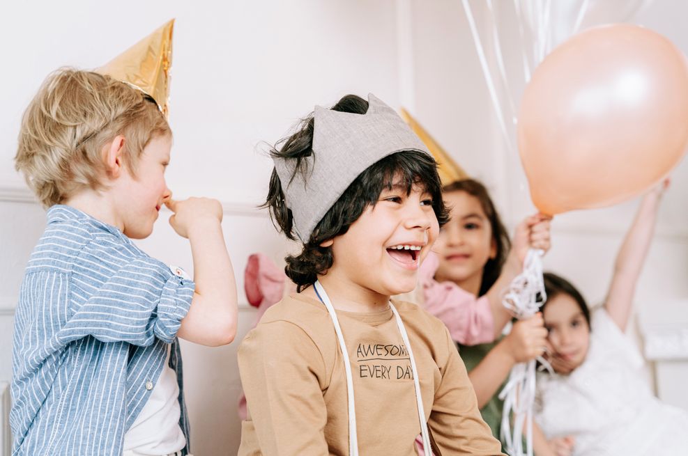 Como-contratar-actividades-infantiles-para-fin-de-ano