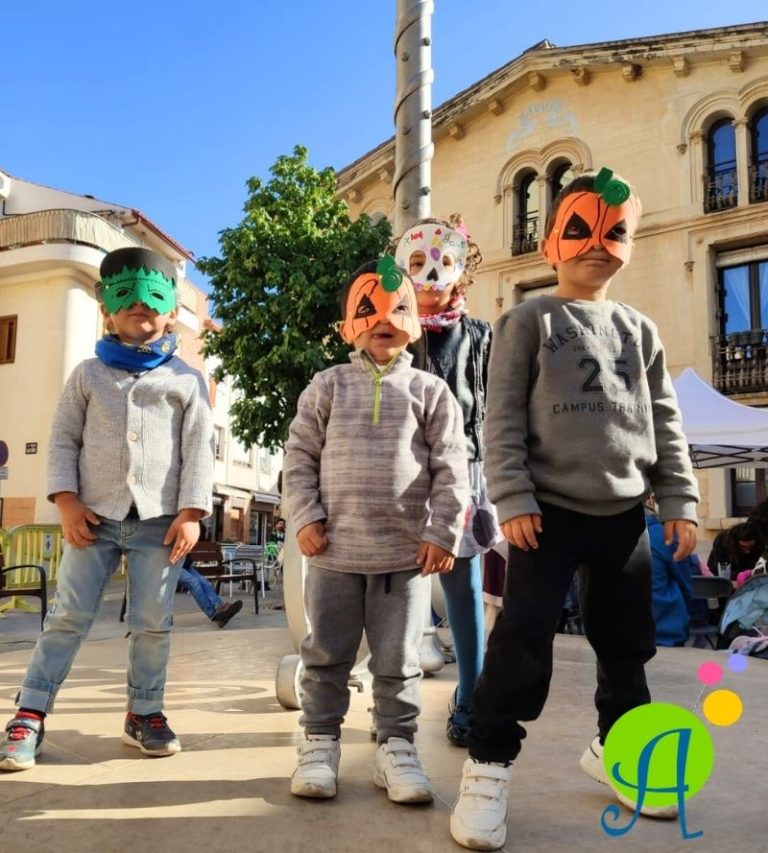 taller de mascares de halloween